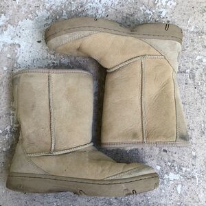 UGGs  